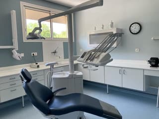 Photo cabinet JPG.jpeg